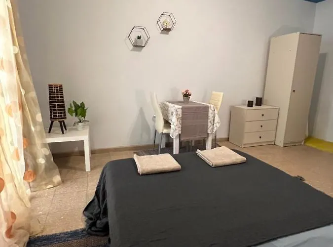 Past Or Tail Проживание в семье *