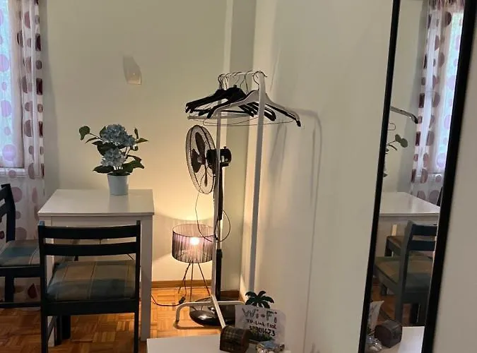 Past Or Tail ホームステイ ラルナカ