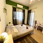Homestay Past Or Tail Larnaca