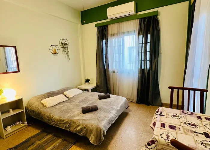 Past Or Tail Larnaca